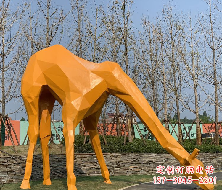 山东不锈钢雕刻的精美动物雕塑