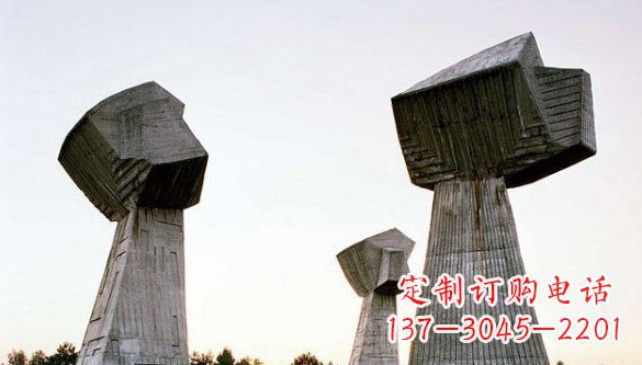 山东不锈钢拳头一种独特的雕塑材料