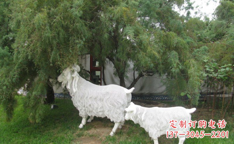山东不锈钢山羊雕塑静谧中的动态美