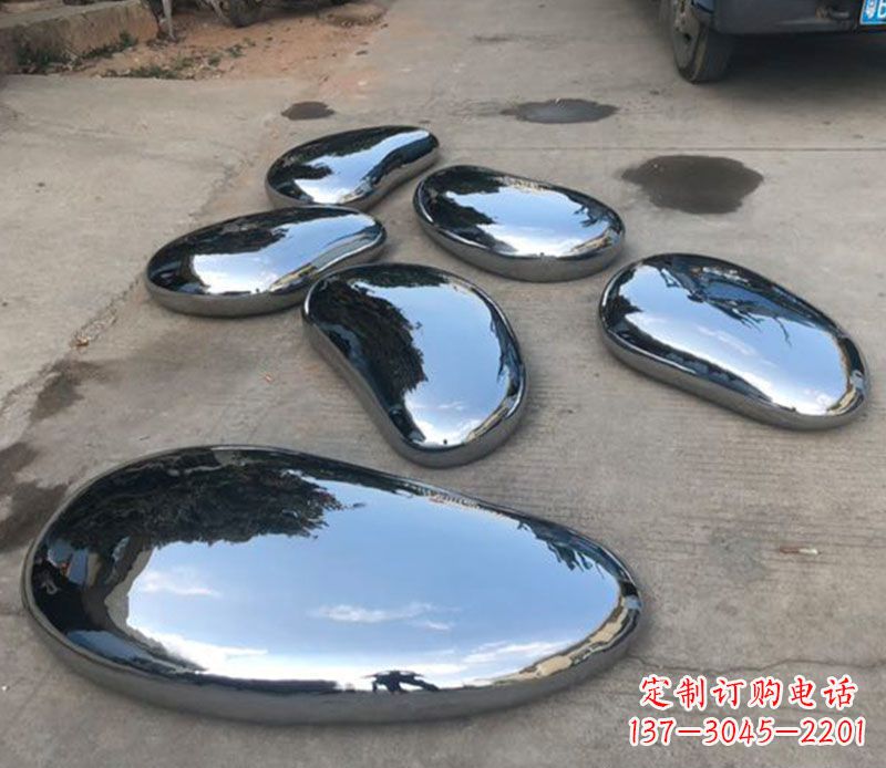 山东水滴雕塑——不锈钢的精美之作