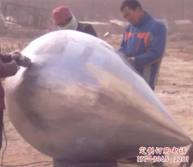 山东不锈钢水滴雕塑精致美丽的艺术品