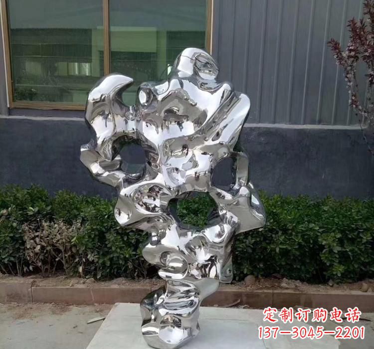 山东精美太湖石雕塑,给环境带来灿烂光彩
