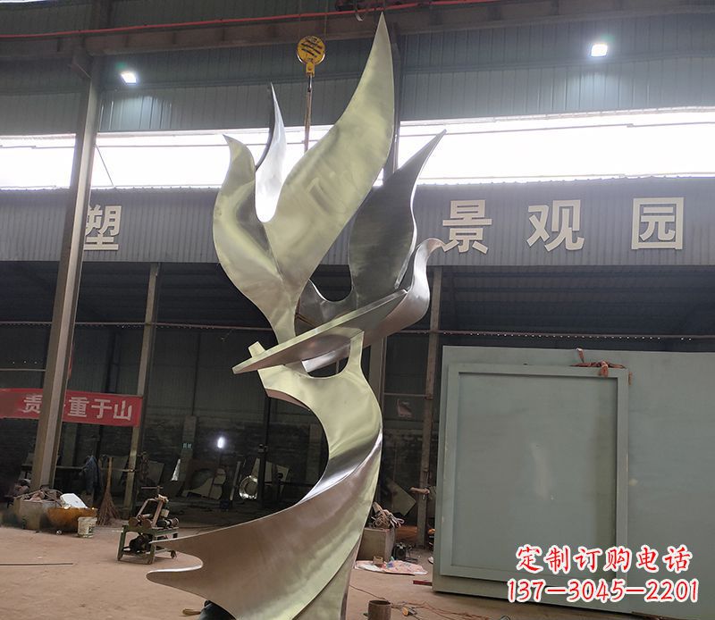 山东不锈钢天鹅雕塑传承自然之美