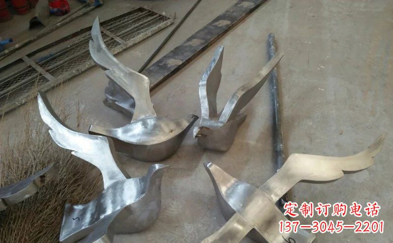 山东精美的不锈钢小型鸽子雕塑