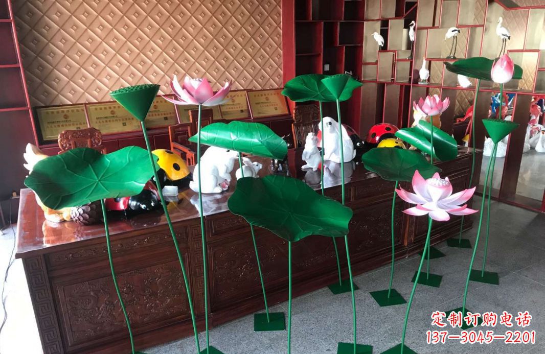山东精美不锈钢荷叶雕塑