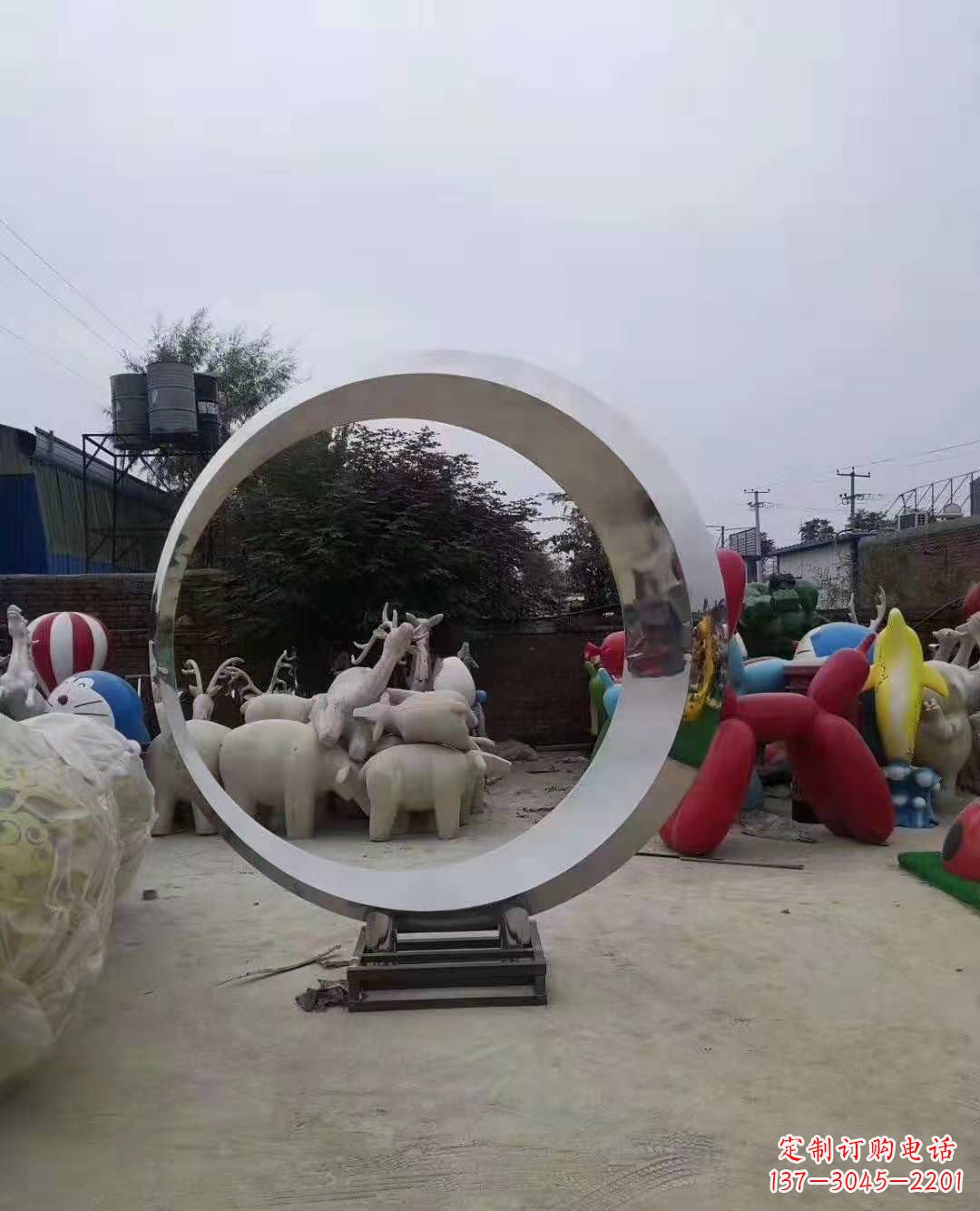山东不锈钢圆环雕塑，点缀环境美景