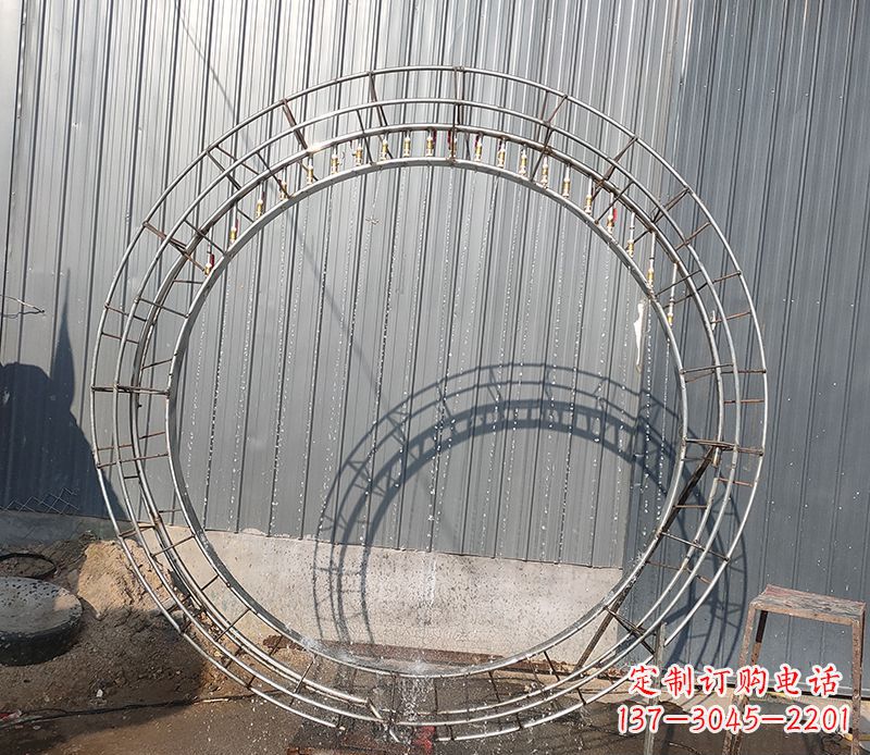 山东圆环的美——不锈钢景观雕塑
