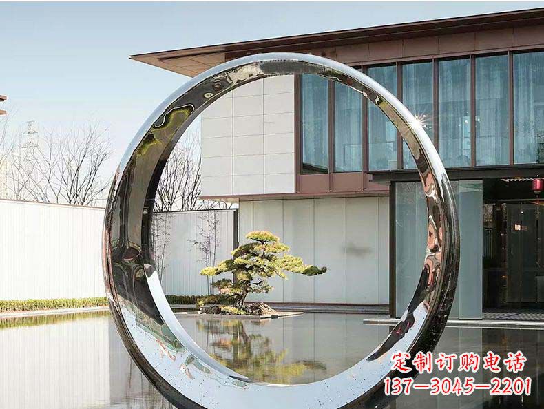 山东不锈钢月亮雕塑精美绝伦