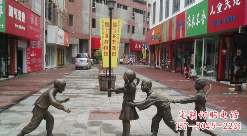 山东老鹰猎食雕塑