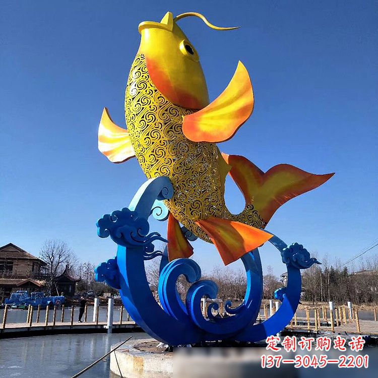 山东彩绘不锈钢鱼跃雕塑-大型水景喷泉动物雕塑