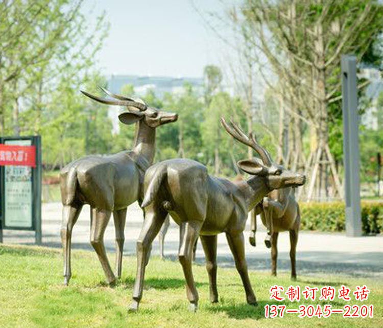 山东藏羚羊公园羚羊铜雕
