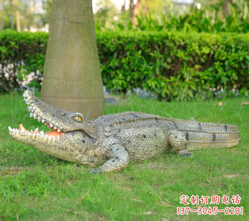 山东玻璃钢动物雕塑