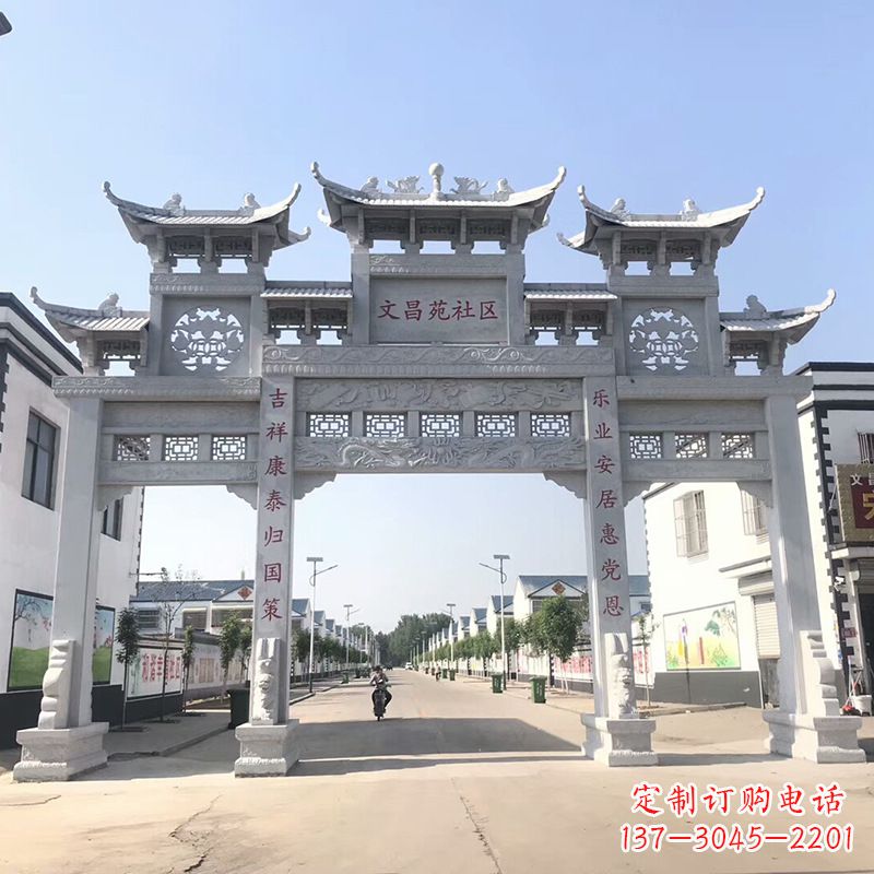 山东社区四柱雕塑——缅怀老北京的文化精髓