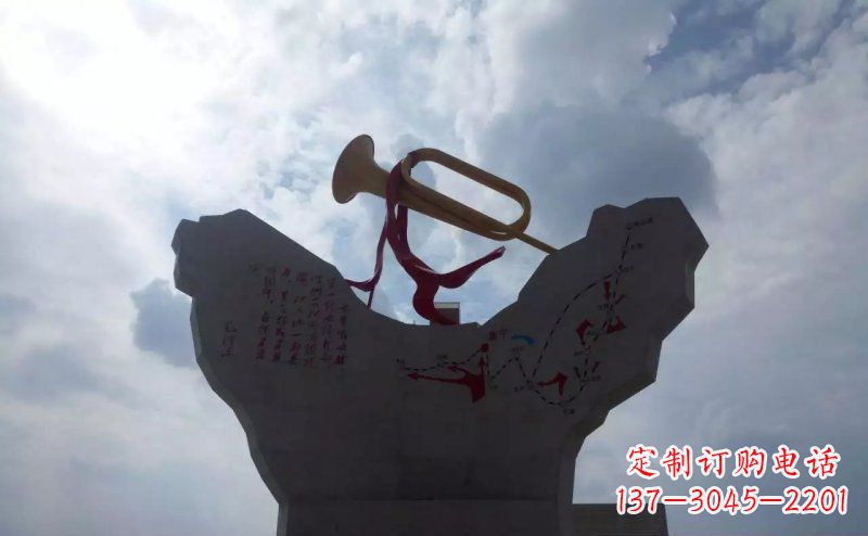 山东革命烈士冲锋号雕塑让革命历史长存