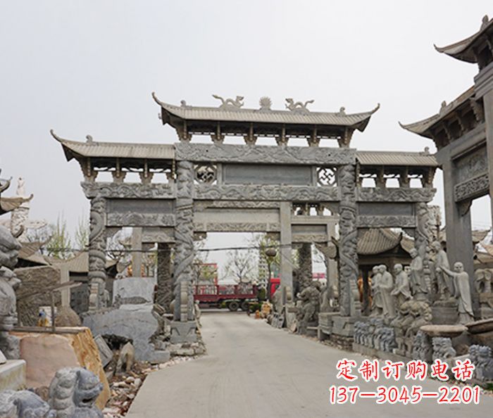 山东该牌坊雕塑。