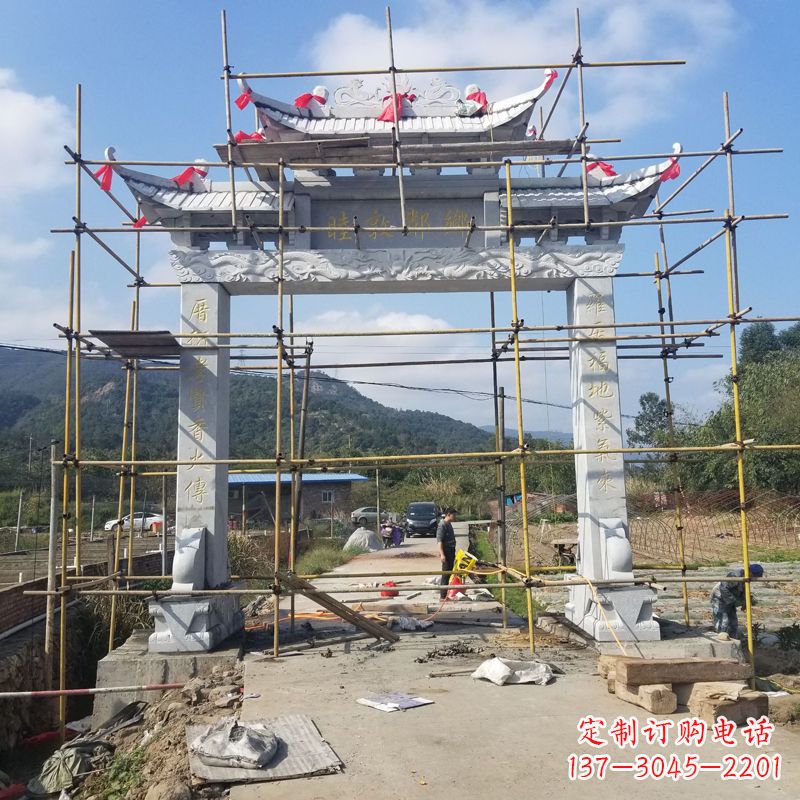 山东村庄石牌坊雕塑传承民间文化