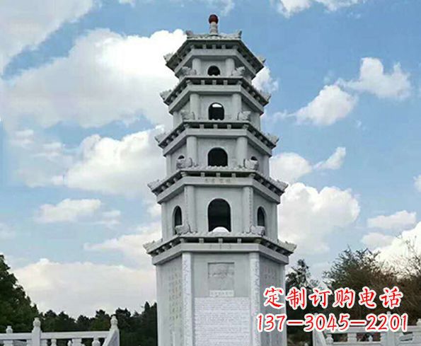 山东神秘的宝塔雕塑