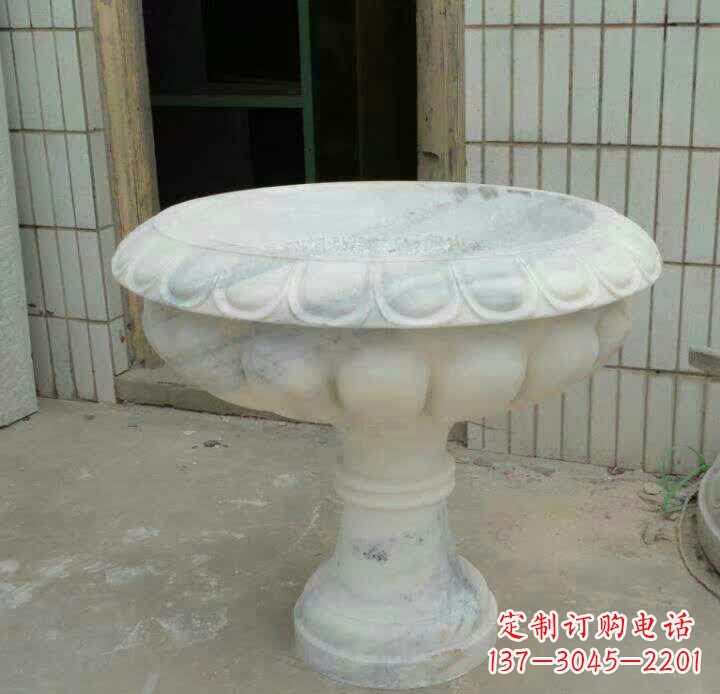 山东大理石花盆雕塑精美绝伦,艺术风采