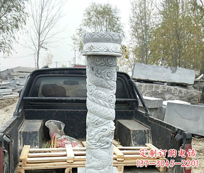 山东大理石龙柱雕塑