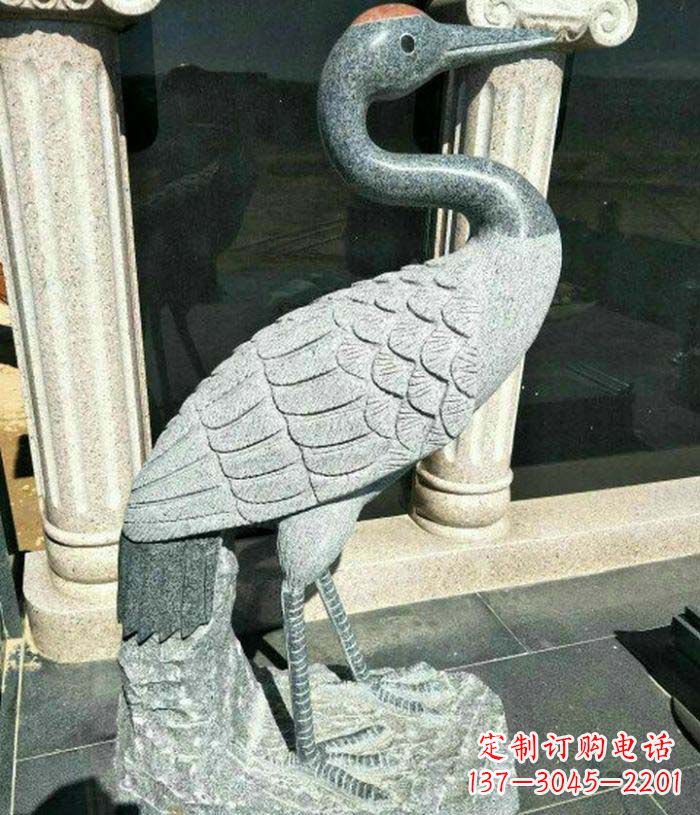山东传统工艺精雕丹顶鹤雕塑