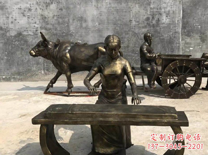 山东铜制古筝人物校园景观雕塑
