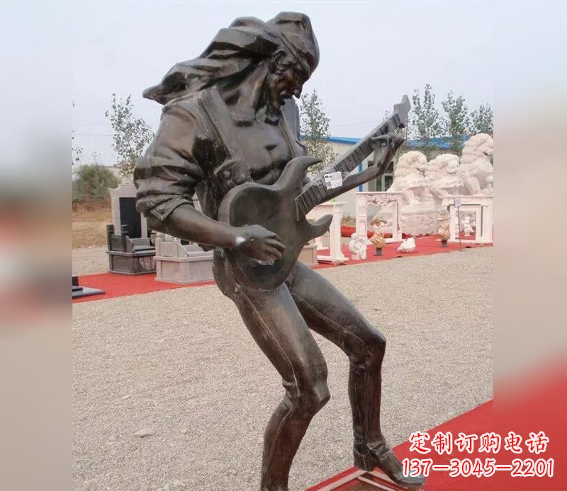 山东弹吉他广场小品人物铜雕