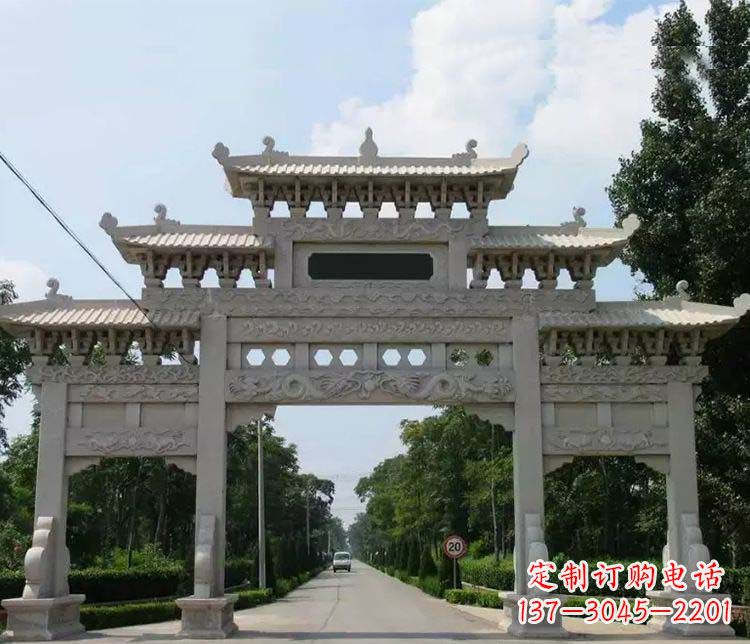 山东道路三门牌坊石雕