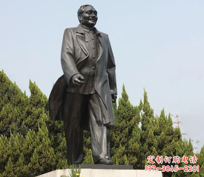 山东邓小平公园伟人铜雕