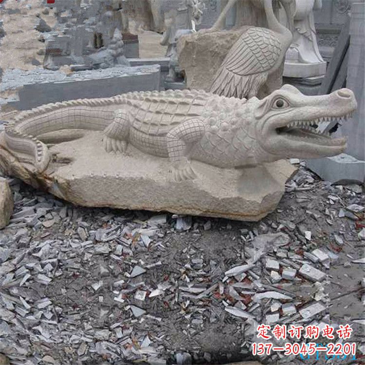山东鳄鱼黄沙岩动物石雕精致装饰您的家