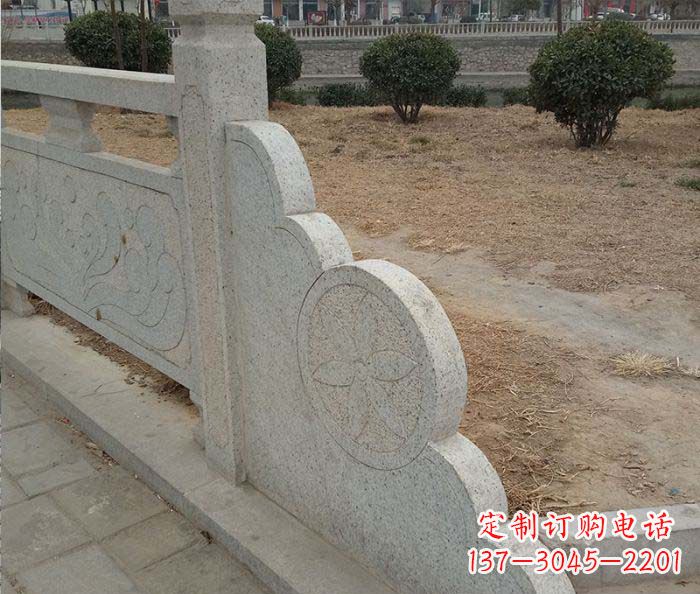 山东精美仿古护城河石雕栏板
