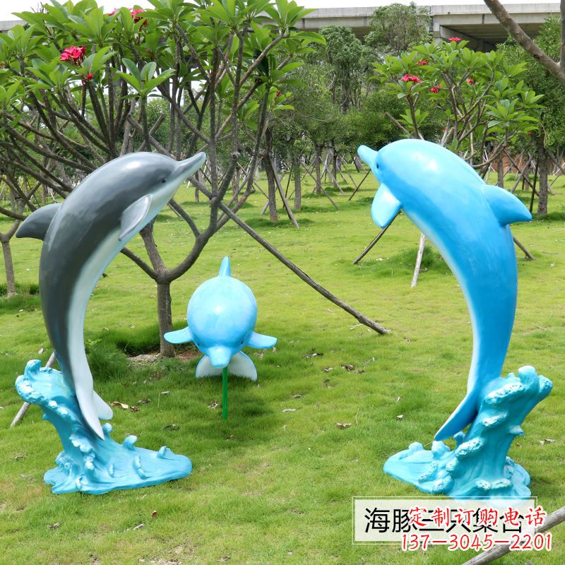 山东精致仿真玻璃钢海豚雕塑