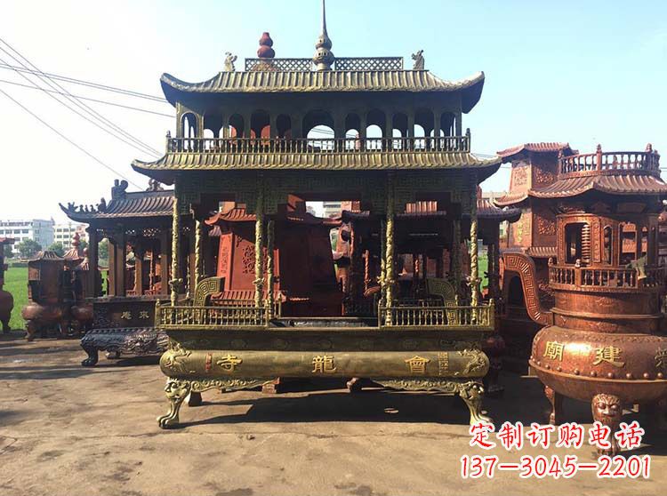 山东高浮雕螭龙纹铜香炉