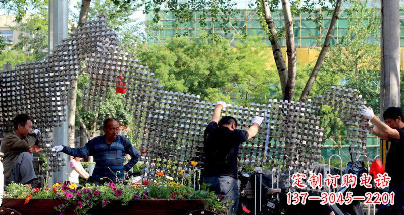 山东中领雕塑 - 动物抽象不锈钢雕塑