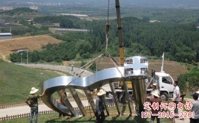山东公园不锈钢大型竖琴景观雕塑