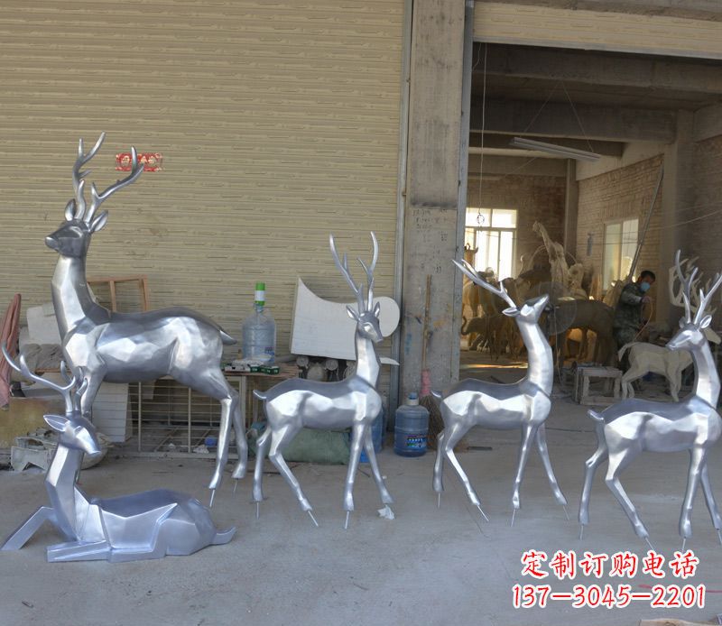 山东不锈钢动物雕塑——鹿