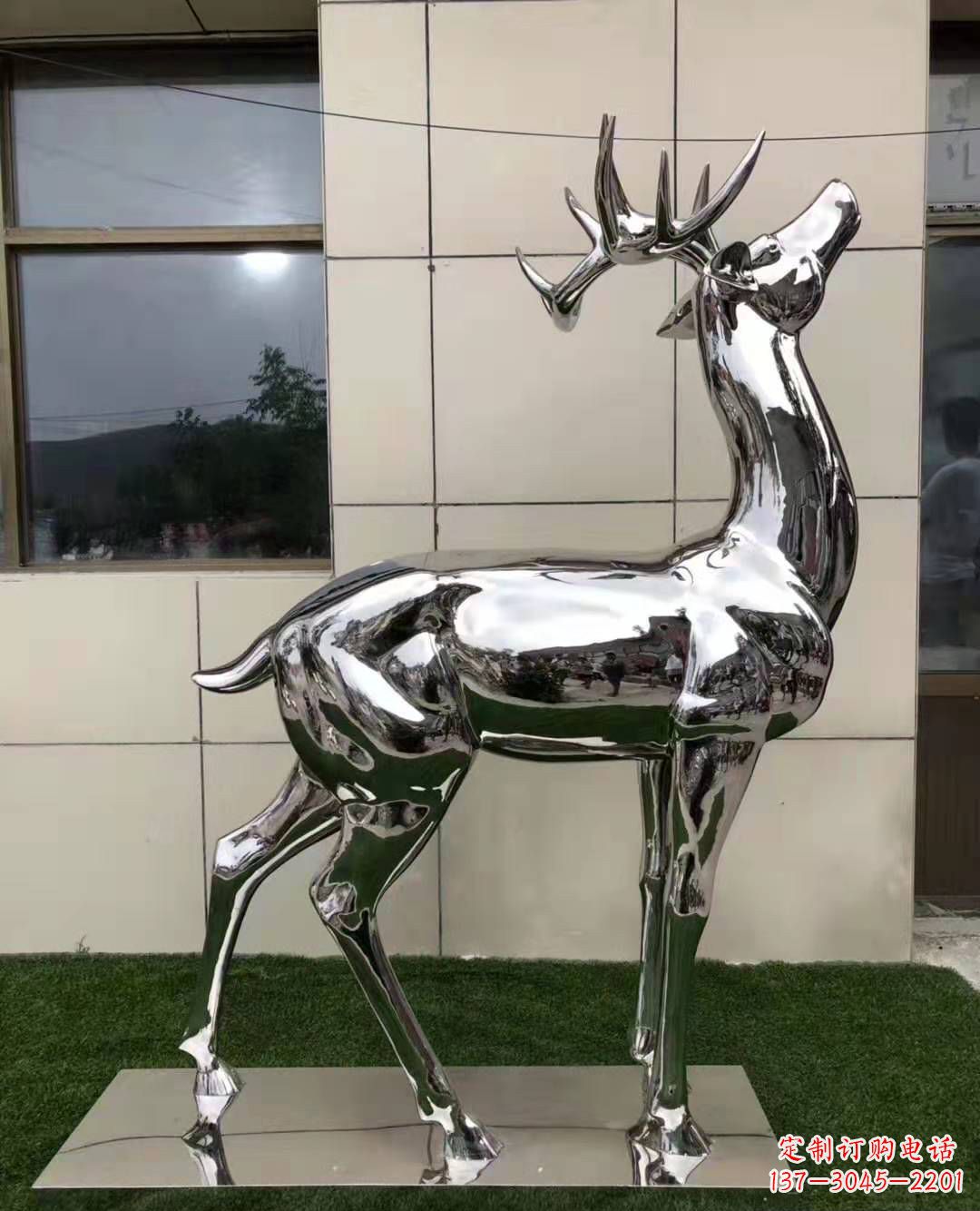 山东不锈钢艺术品精美梅花鹿雕塑