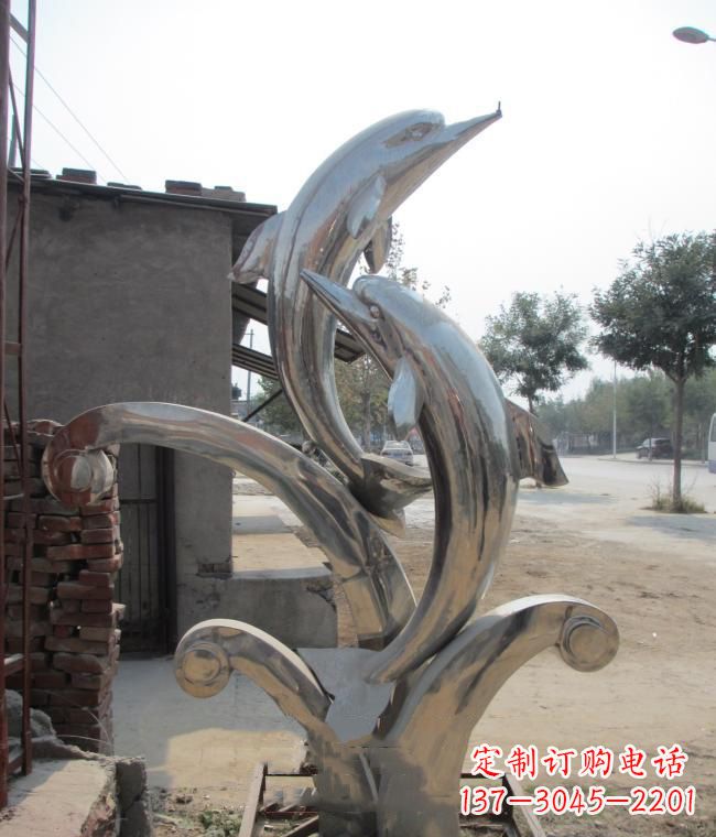 山东倾情展示——室外可靠不锈钢海豚雕塑