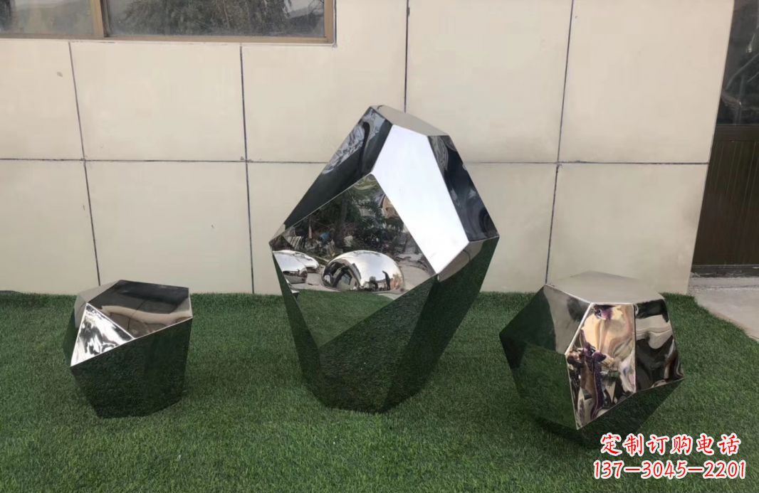 山东高质感不锈钢鹅卵石雕塑