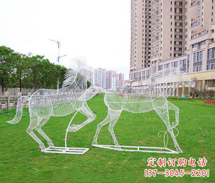 山东不锈钢马雕塑