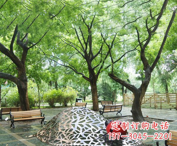 山东悠久活力-不锈钢瓢虫雕塑