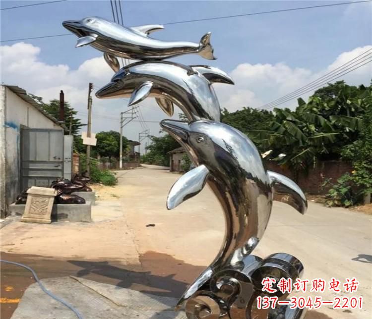 山东冲浪海豚不锈钢雕塑