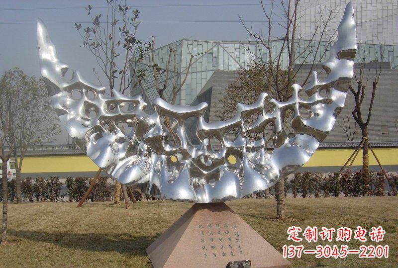 山东新款不锈钢月亮景观雕塑