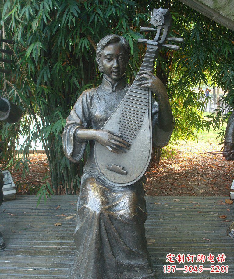 山东精美绝伦的琵琶女郎铜雕