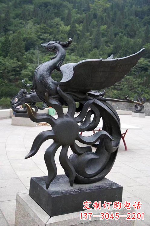 山东天四灵朱雀神鸟雕塑——象征希望的贵族精神
