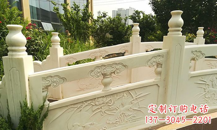 山东精美汉白玉石拱桥雕塑