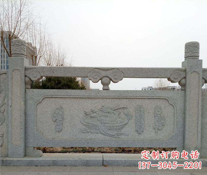 山东公园户外栏板石雕