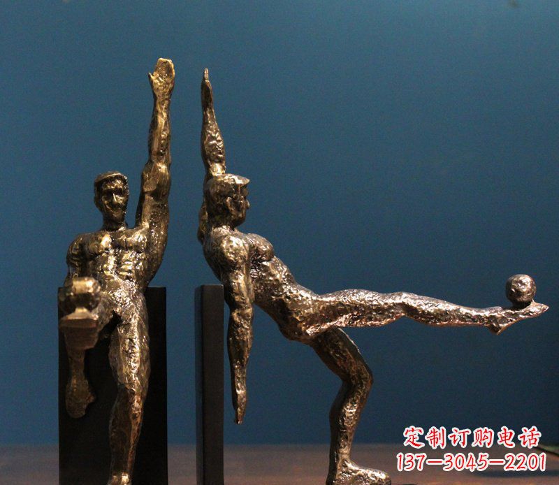 山东高雅足球形象铜雕