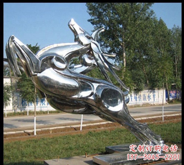 山东梅花鹿不锈钢雕塑新美的精美装饰