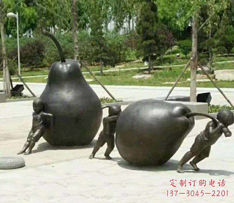 山东迷人的孩童铜雕