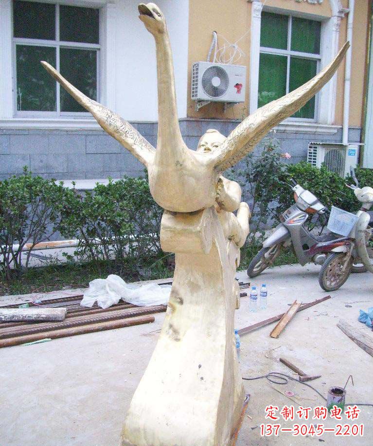 山东孩子与天鹅·梦幻铜雕